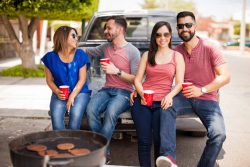 sports_tailgating_food_safety_003_shutterstock_446077081